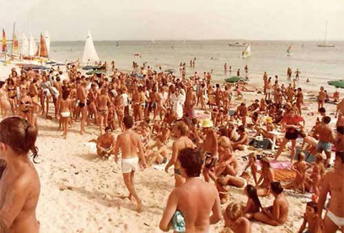 Ibiza Topless Beach Celebrities - LEGEND - BORA BORA IBIZA
